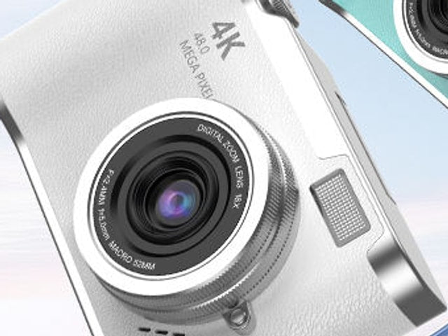 LK-007 Flip Screen Camera, White